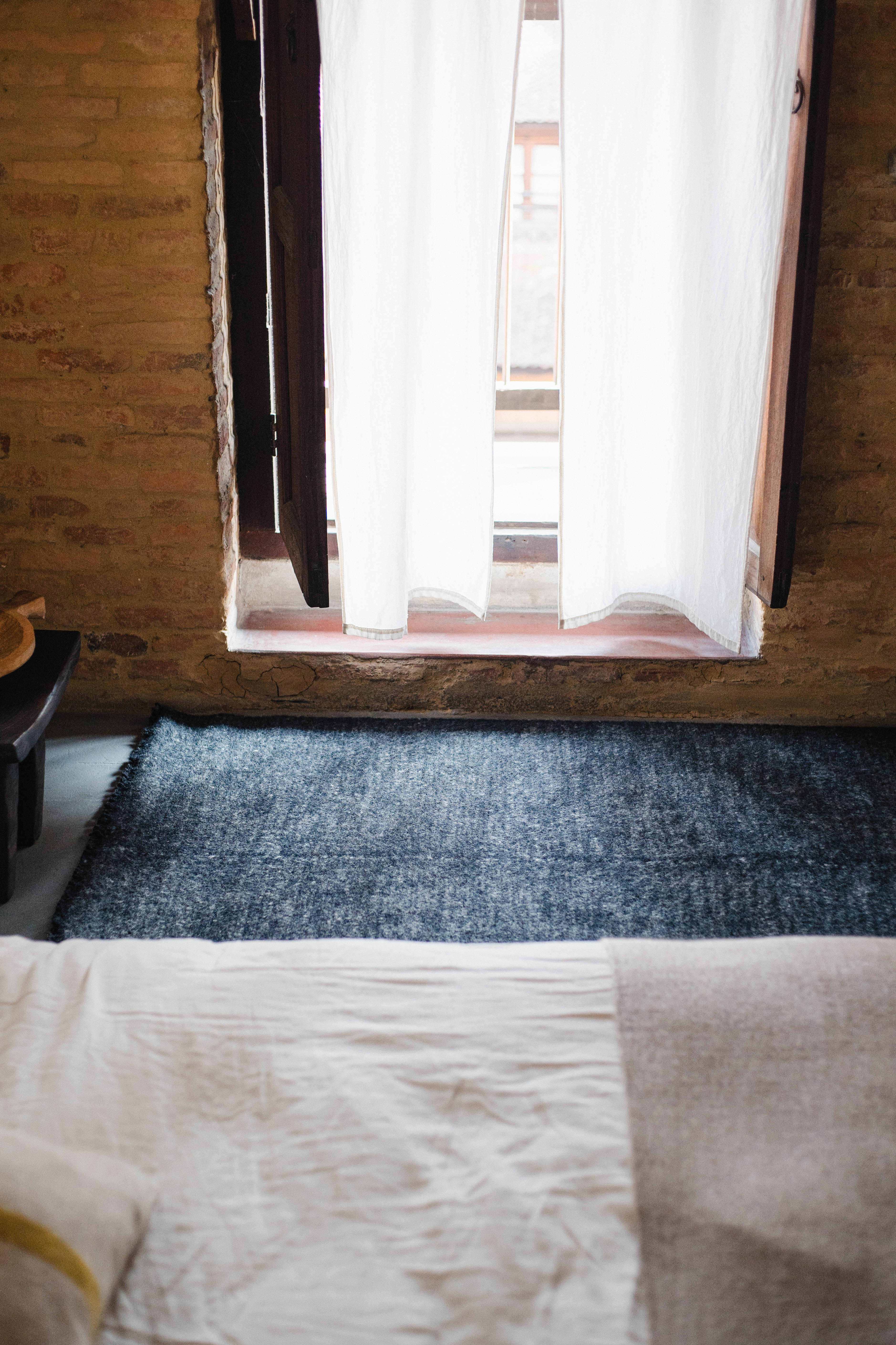 Radhi Rug - Ink - Image 4