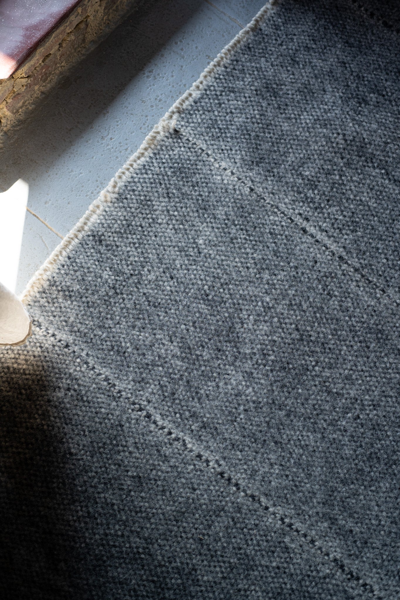 Radhi Rug - Silver - Image 7