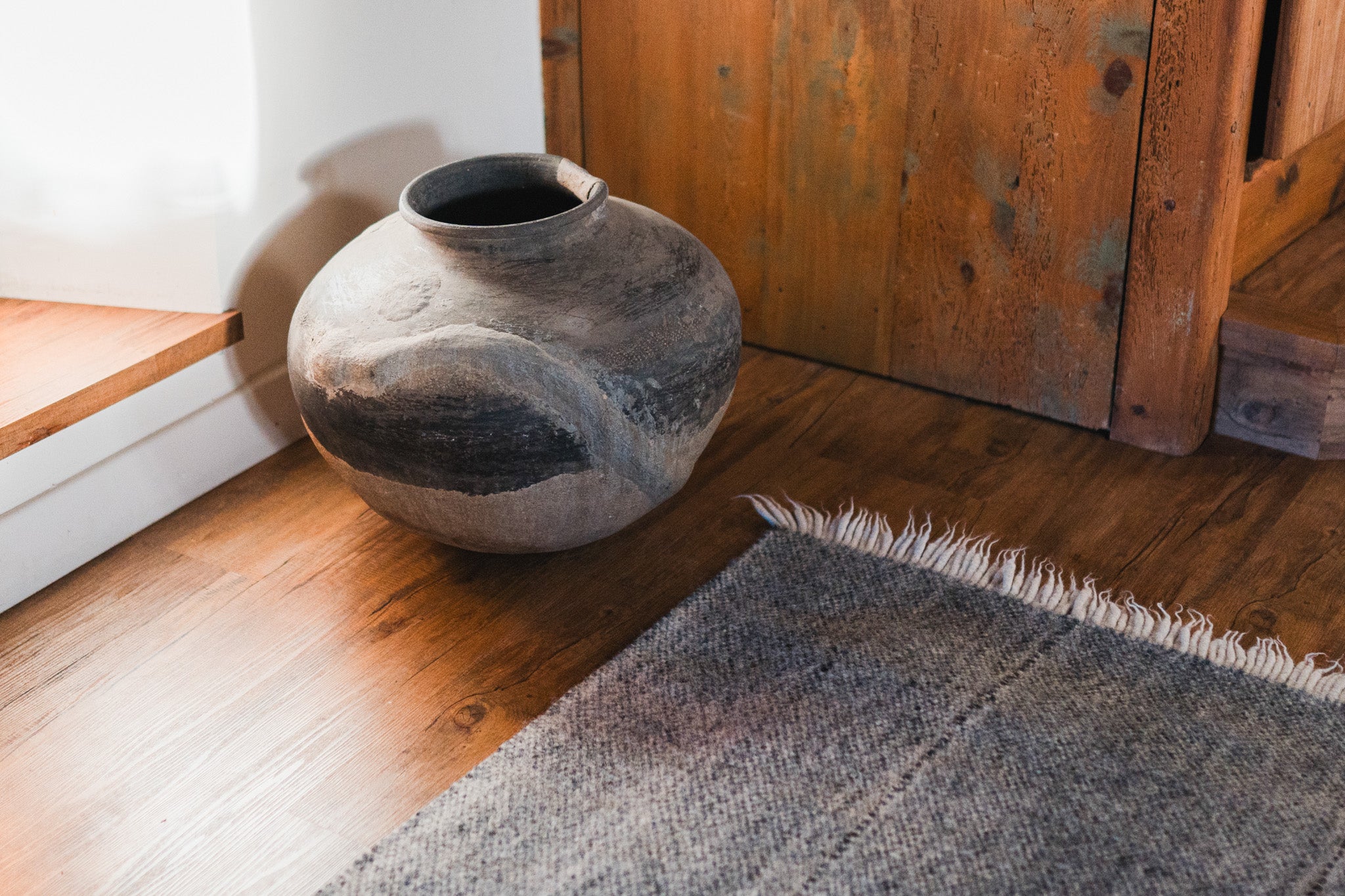 Radhi Rug - Silver - Image 8