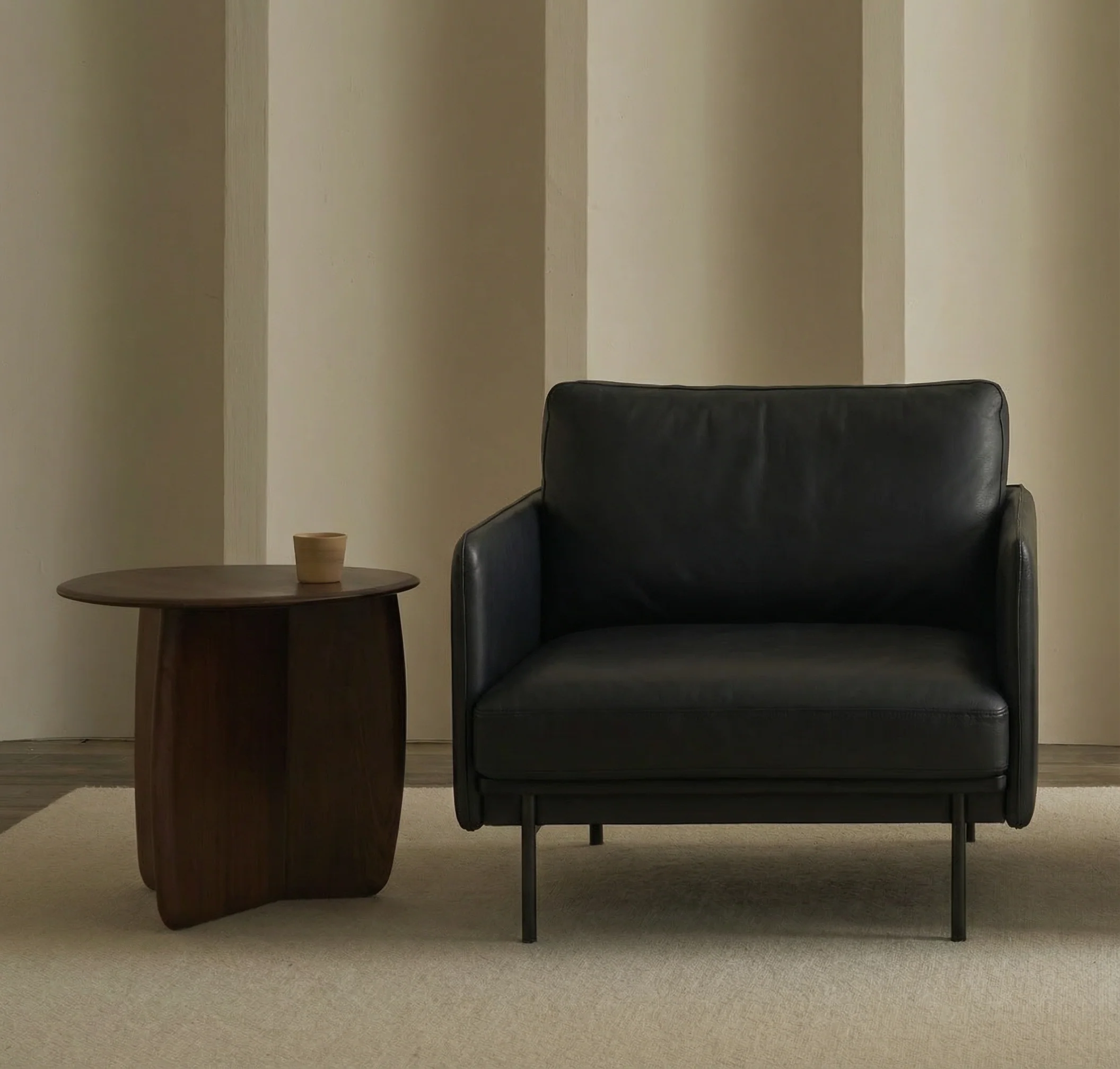 Pensive Lounge Chair | Leather - Image 4