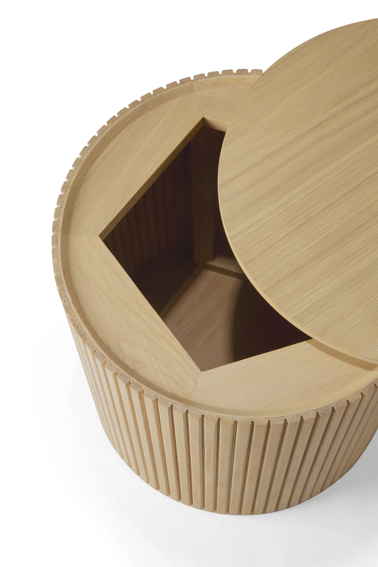 Roller Max Side Table - Oak - Image 3