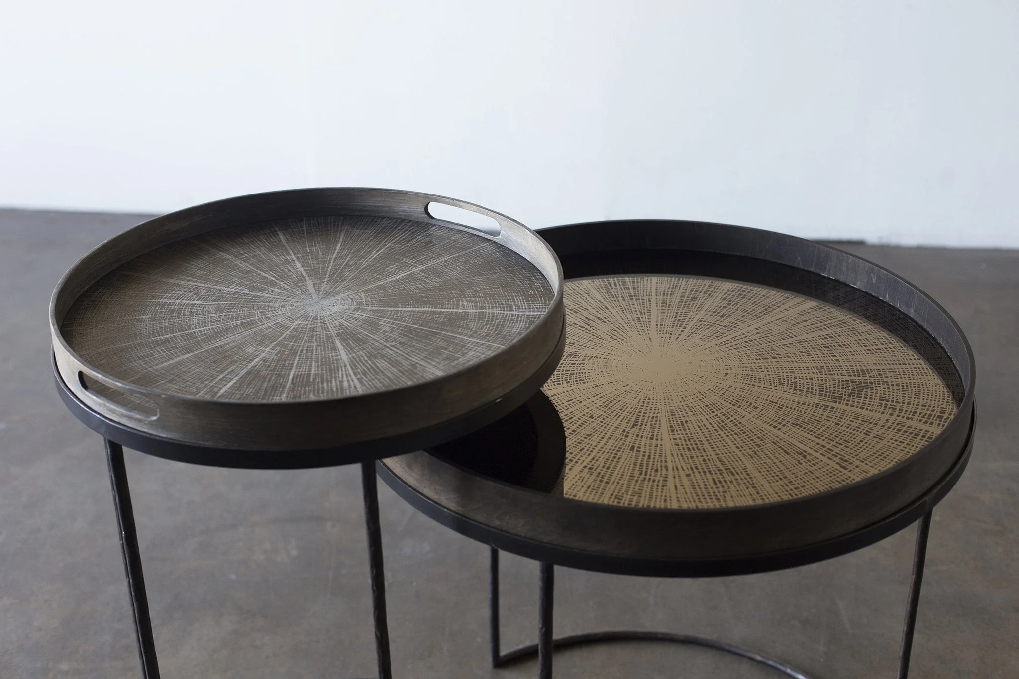 Slice Mirror Tray Light Aged - Round / Small - Image 5